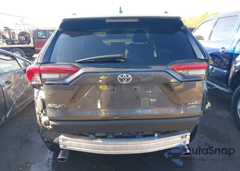 2024 Toyota Rav4 Xle Premium из США, поврежденный, VIN 2T3A1RFV2RC488449